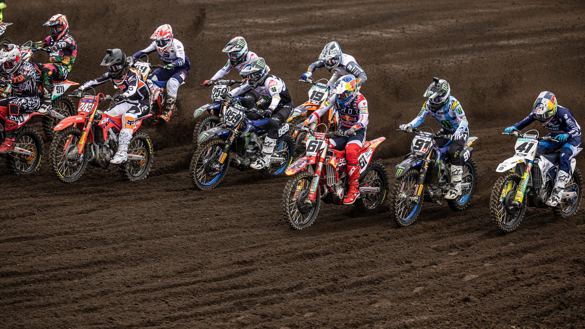 2022 MXGP of Patagonia Argentina race start. - Juan Pablo Acevedo/GasGas Media.